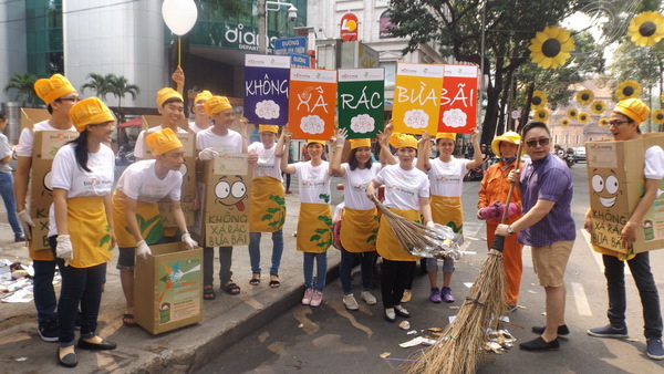 Cộng[-]đồng[-]thêm[-]ấn[-]tượng[-]với[-]hoạt[-]động[-]đi[-]bộ[-]vận[-]động[-]cộng[-]đồng[-]"Không[-]xả[-]rác[-]bừa[-]bãi"[-][-]lần[-]2